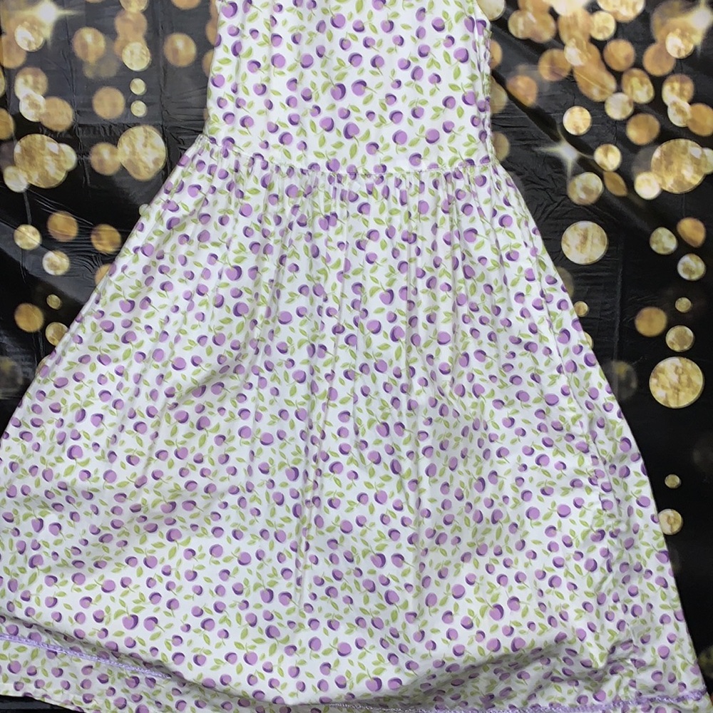 Cute little dress size 8 girls